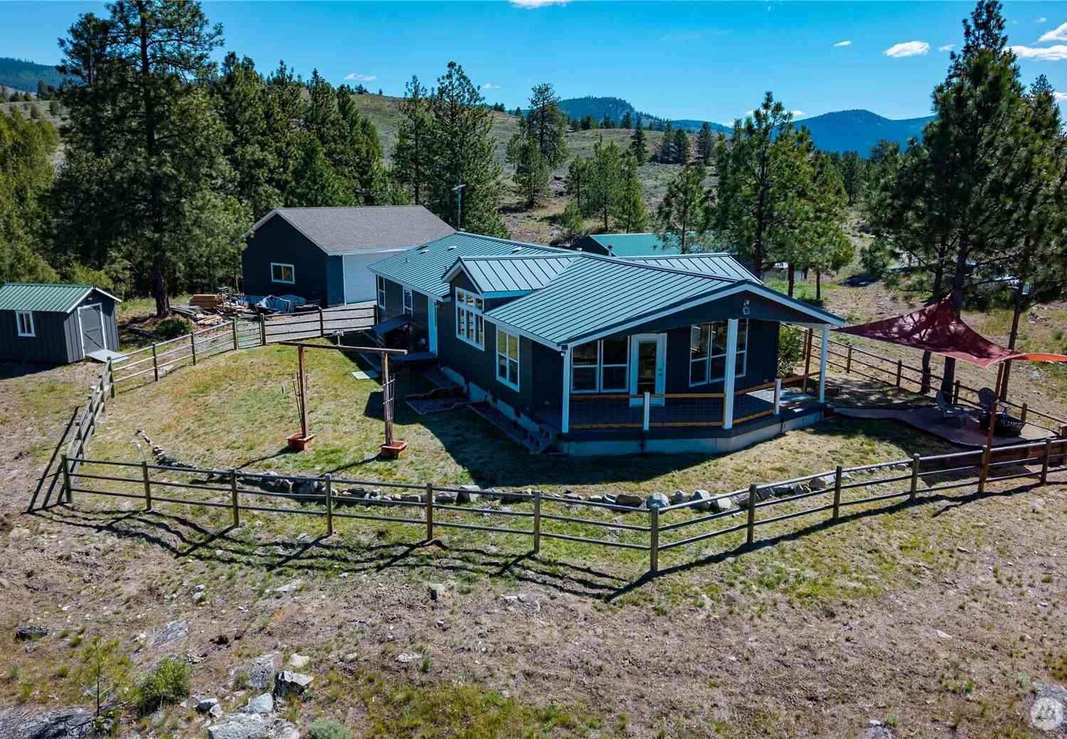 Mobile Home For Sale - 23 Razor Road<br/> Tonasket, WA 98855