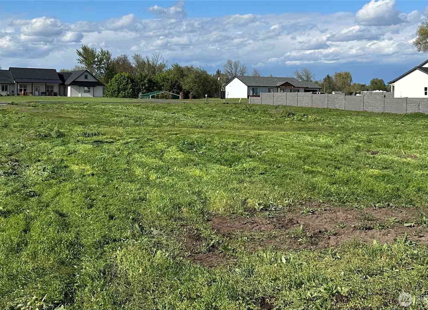 Vacant Land For Sale - 571 SW 12<br/> College Place, WA 99324