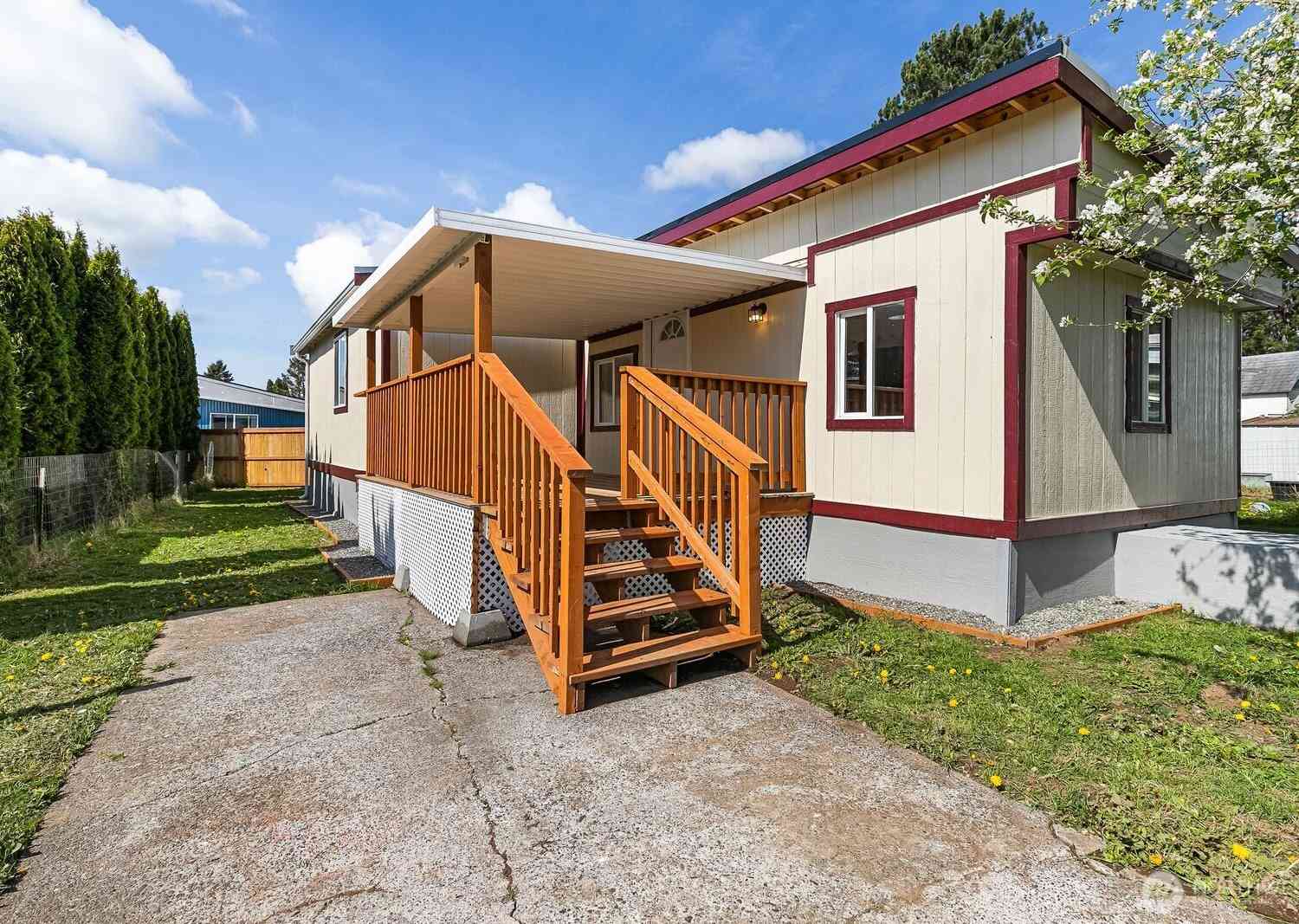 Mobile Home For Sale - 2392 Douglas Road #19<br/> Ferndale, WA 98248
