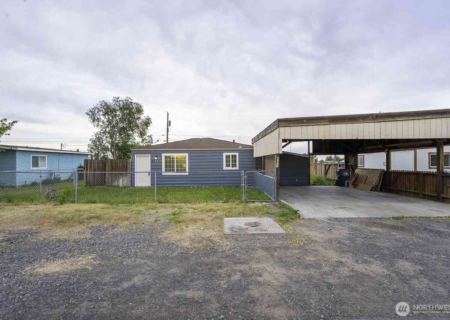 Homes For Sale - 4253 NE Lincoln Drive<br/> Grant County, Moses Lake, WA 98837