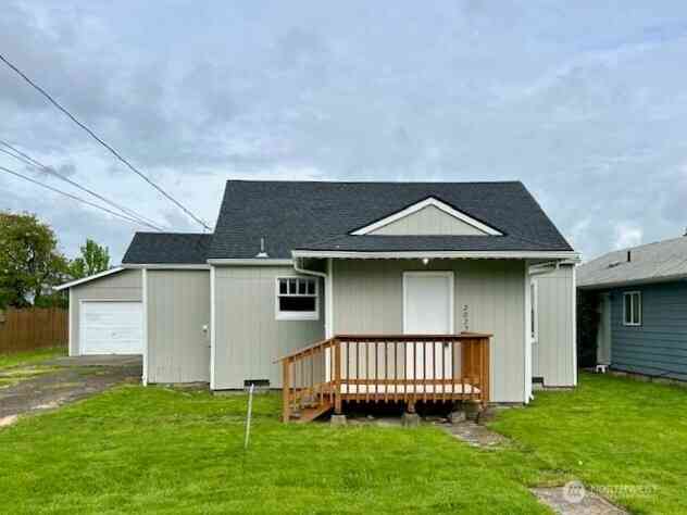Homes For Sale - 2025 46th<br/> Longview, WA 98632