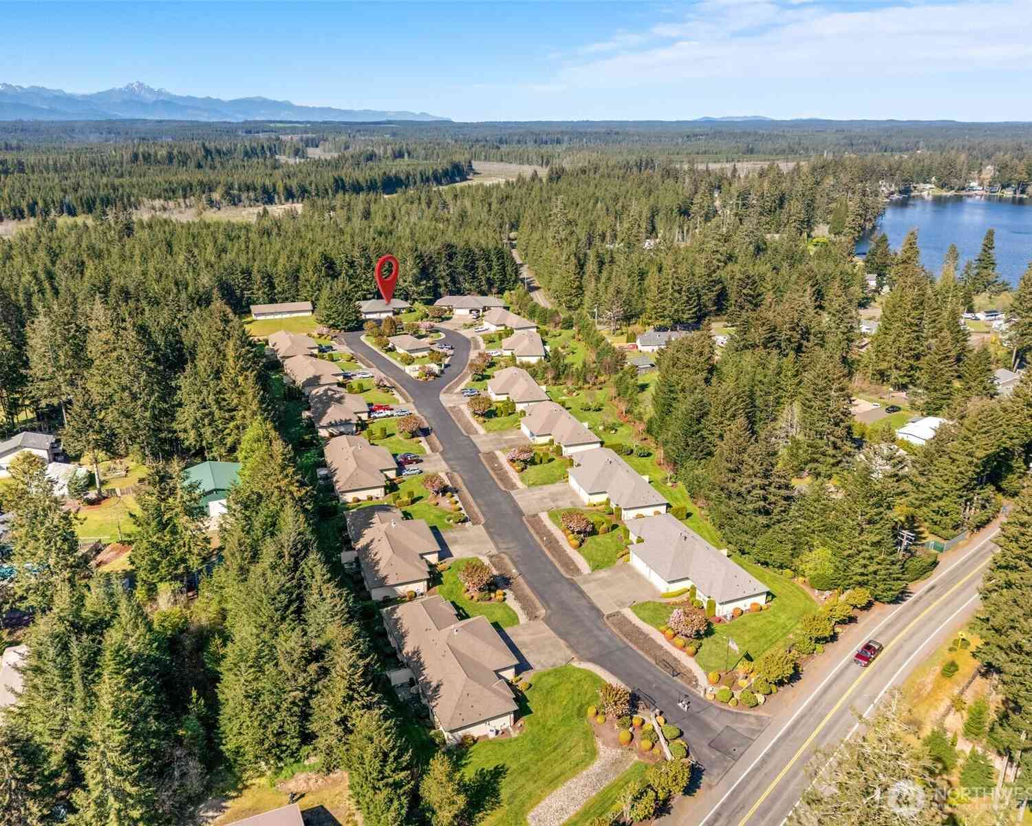 Condo For Sale - 170 E Beaumont Drive #B<br/> Mason County, Shelton, WA 98584