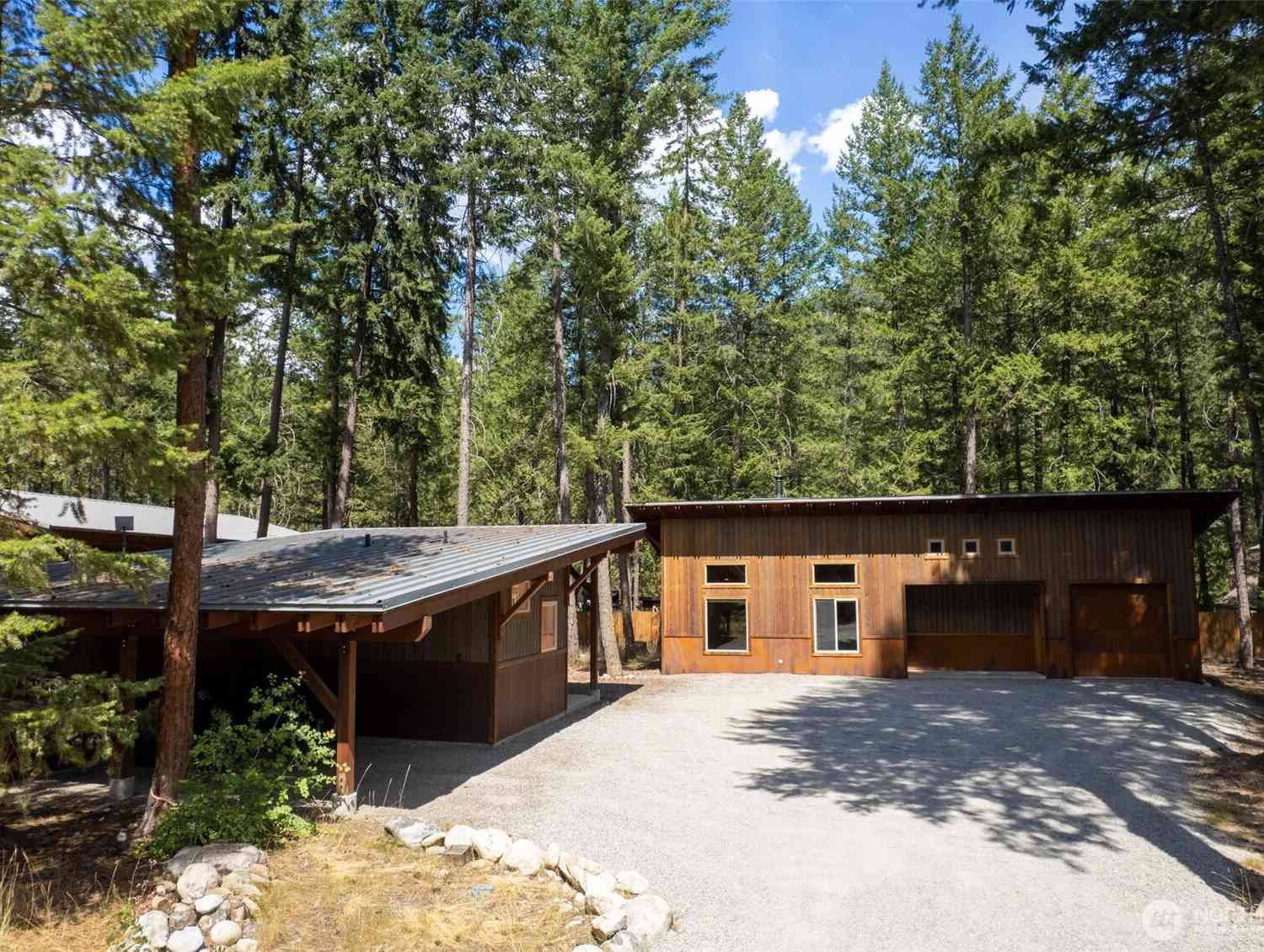 Homes For Sale - 16 Littell Road<br/> Mazama, WA 98833