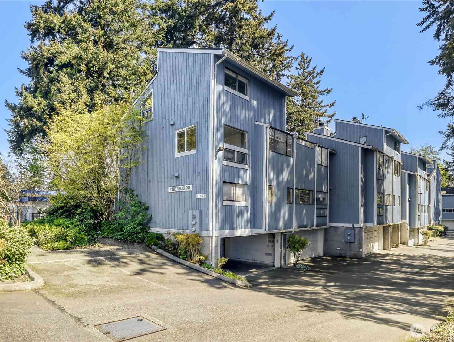 Condo For Sale - 21021 76th Avenue #2<br/> Edmonds, WA 98026