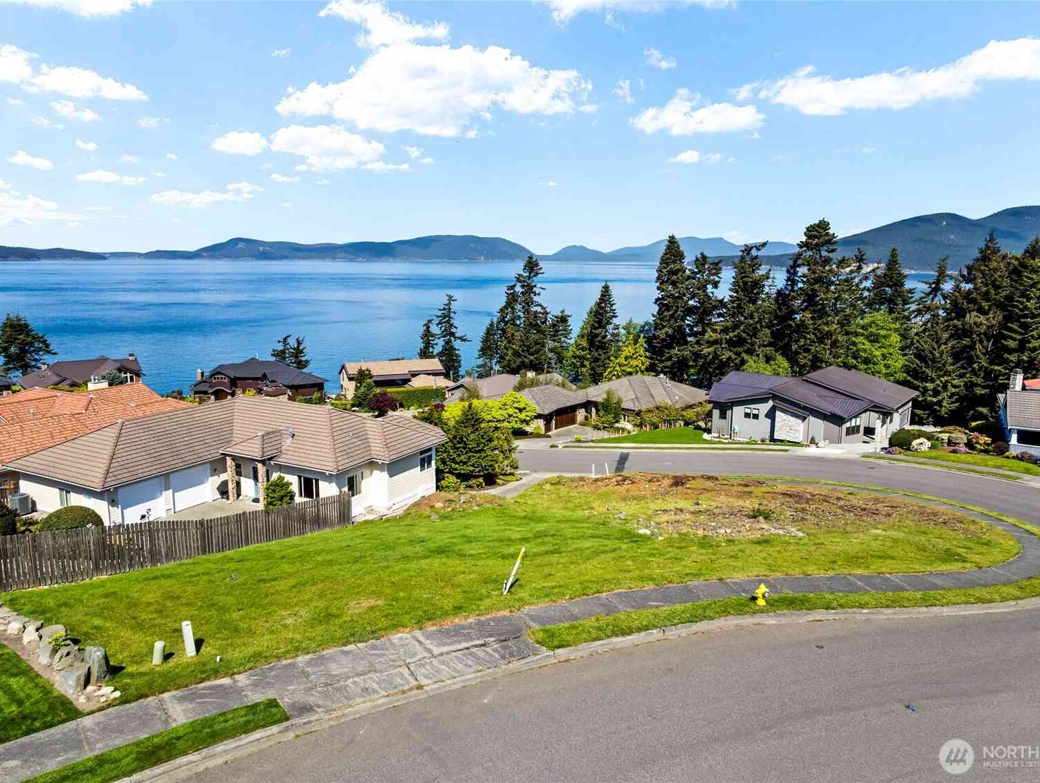 Vacant Land For Sale - 2414 Washington Court<br/> Anacortes, WA 98221