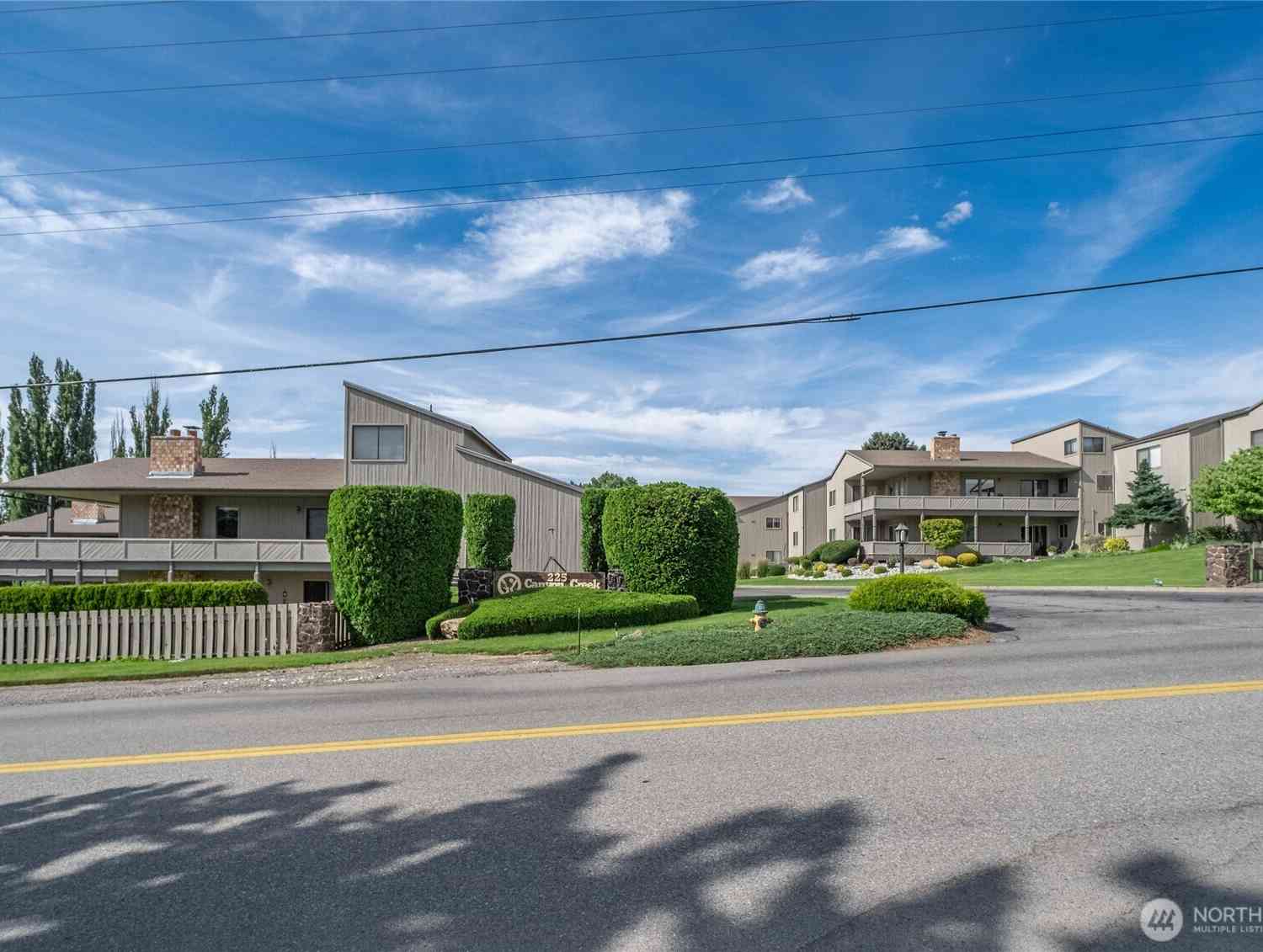 Condo For Sale - 225 NE 19th Street #31<br/> Douglas County, East Wenatchee, WA 98802