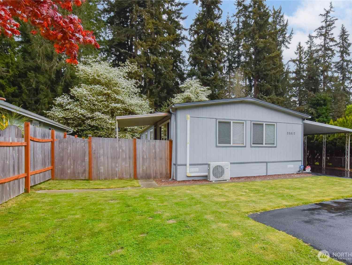 Mobile Home For Sale - 20517 31st Drive<br/> Bothell, WA 98012