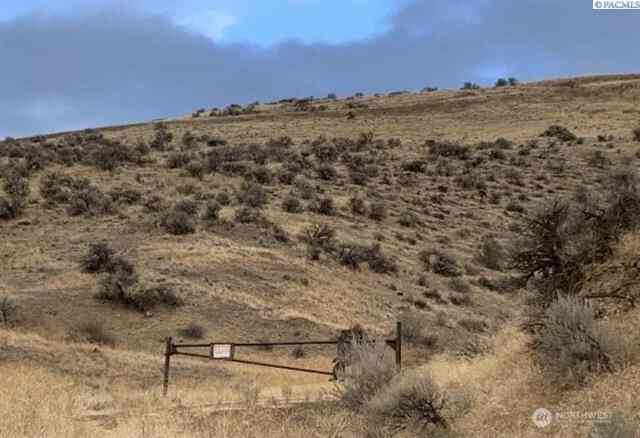 Vacant Land For Sale - 1271 Vista Verde Drive<br/> Yakima, WA 98901
