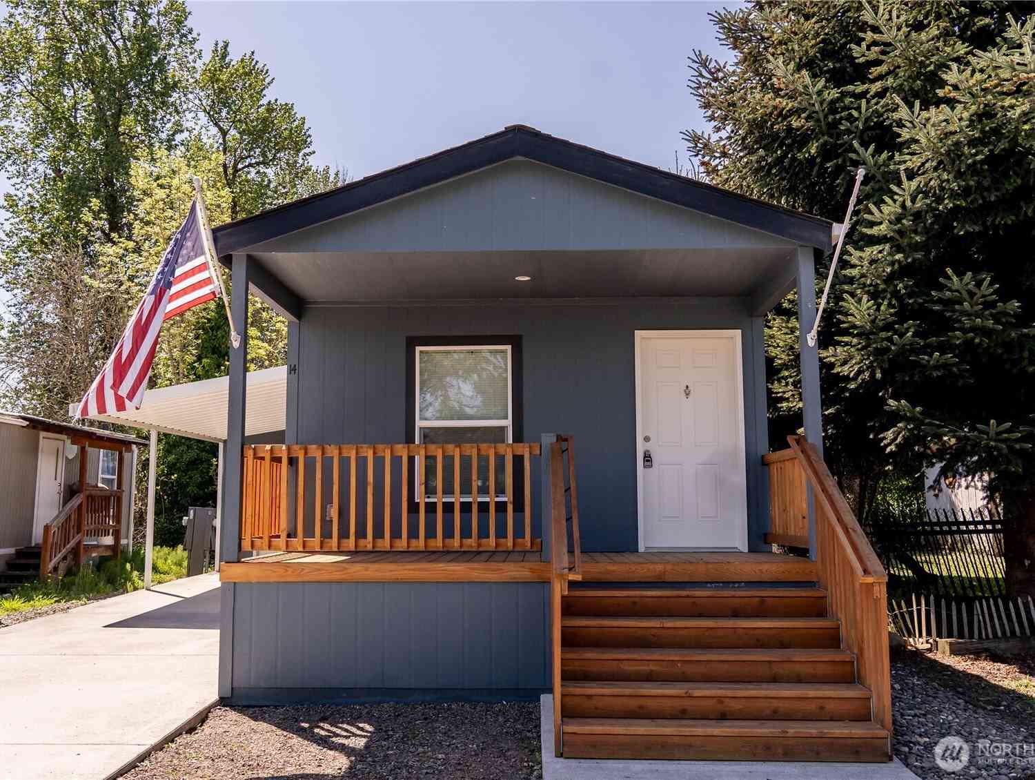Mobile Home For Sale - 5600 Mt Solo Road #14<br/> Longview, WA 98632