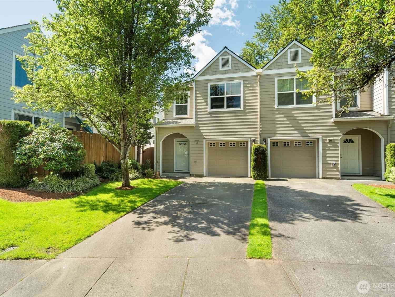 Condo For Sale - 10400 NE 82nd Avenue #15<br/> Vancouver, WA 98662