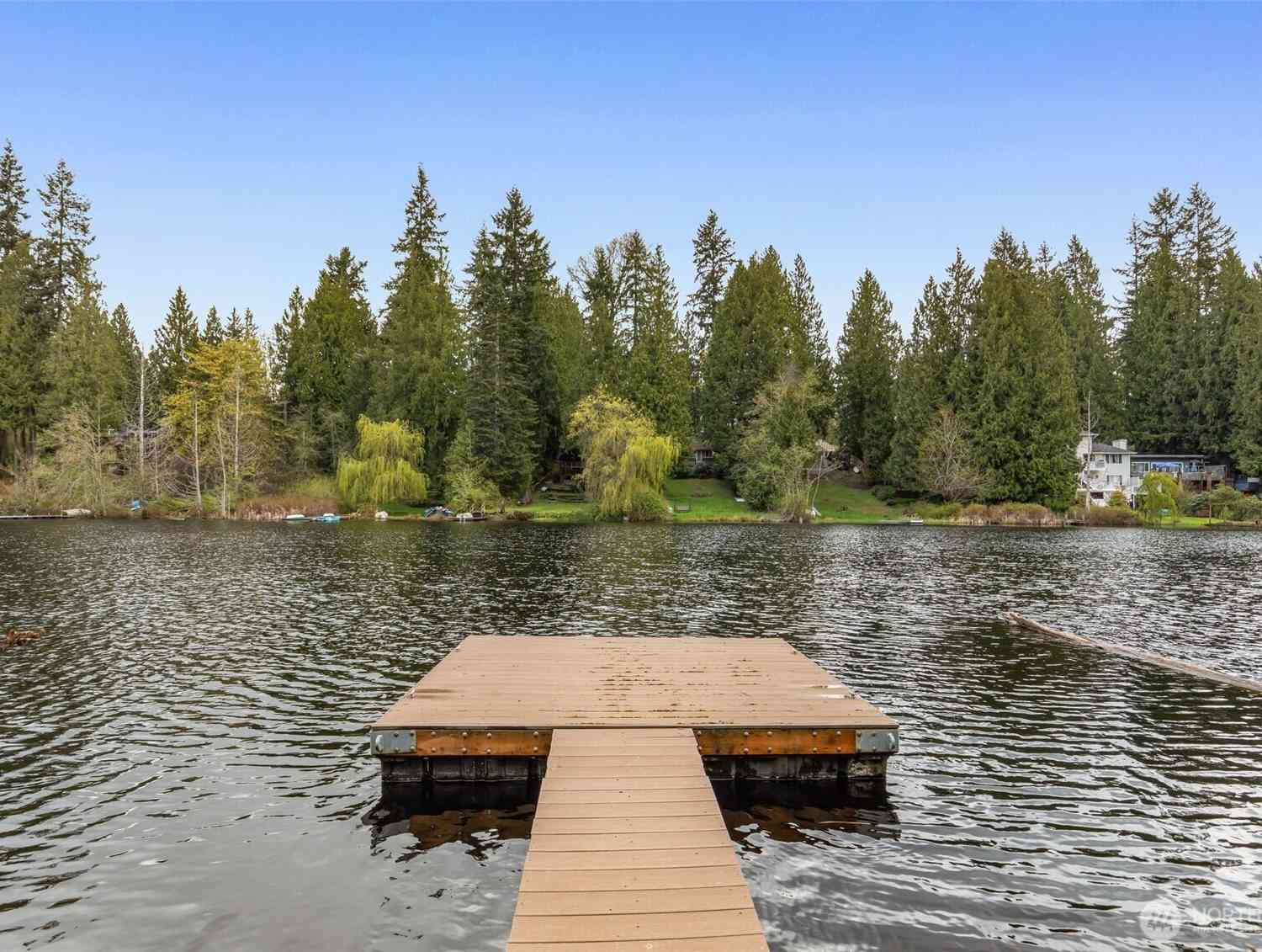 Homes For Sale - 21817 W Lost Lake Road<br/> Snohomish, WA 98296