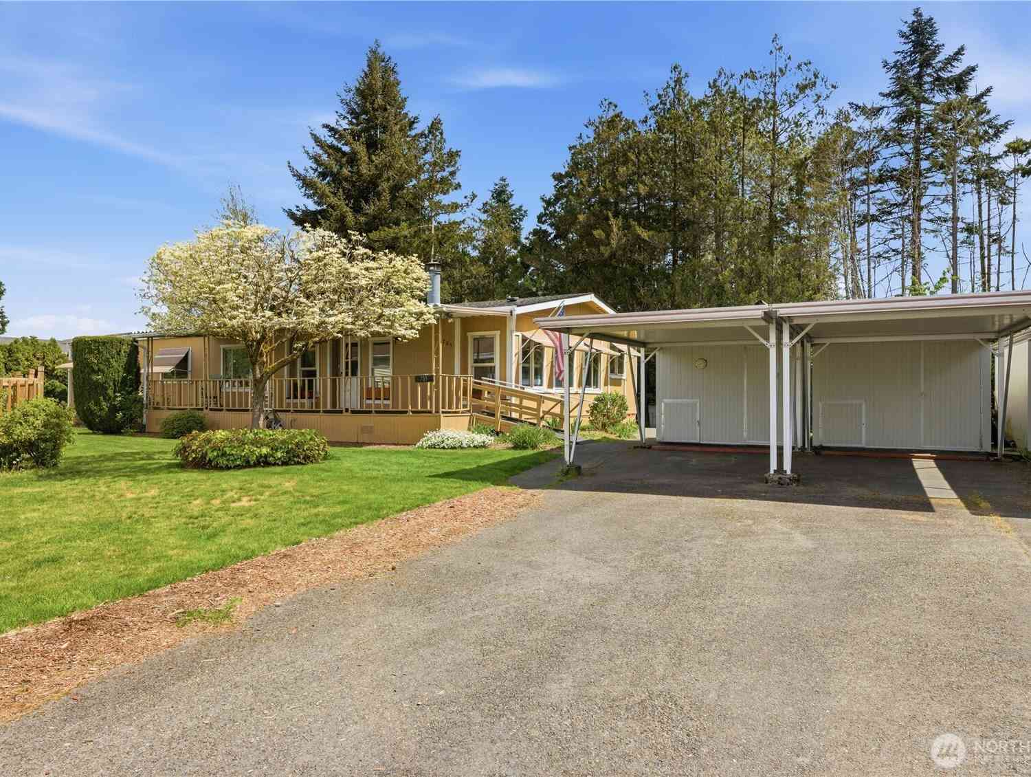 Mobile Home For Sale - 785 Dogwood Place<br/> Enumclaw, WA 98022