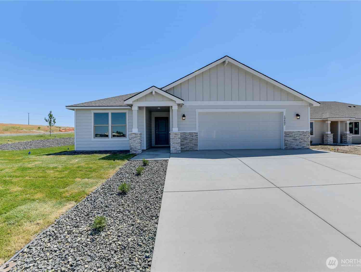 Homes For Sale - 320 N Montana Street<br/> Grant County, Moses Lake, WA 98837