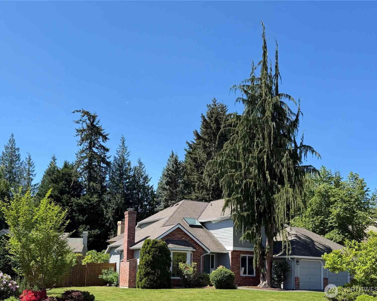 Homes For Sale - 23431 NE 23rd Street<br/> Sammamish, WA 98074