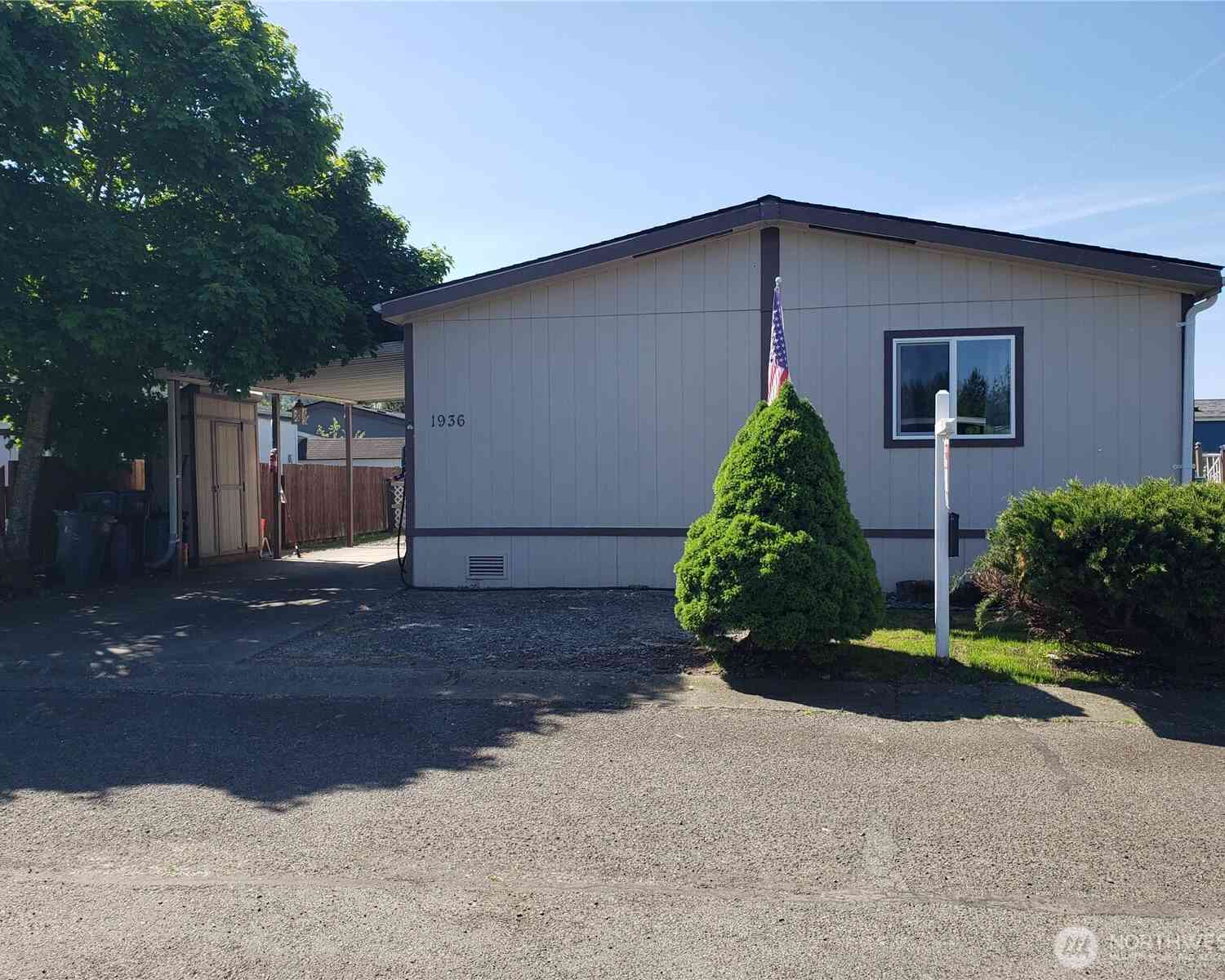 Mobile Home For Sale - 1936 Pine Cone Avenue #87<br/> Enumclaw, WA 98022