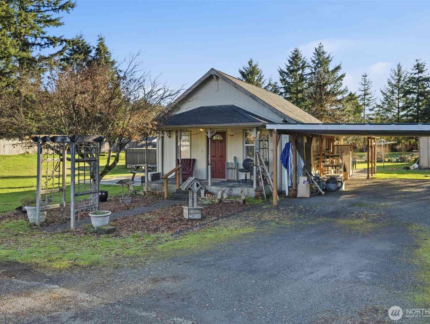 Homes For Sale - 403 Queen Avenue<br/> Pe Ell, WA 98572