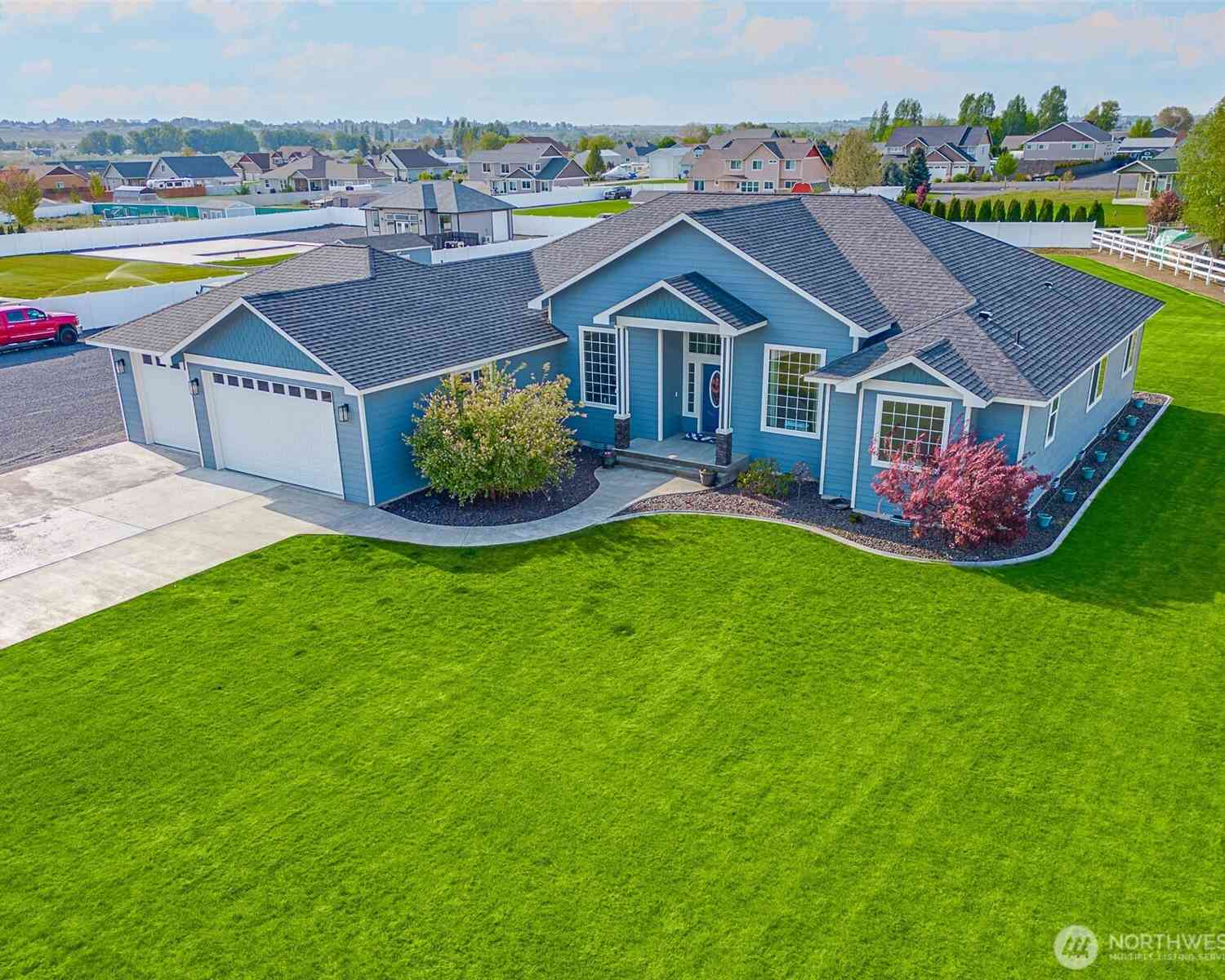 Homes For Sale - 10223 Road 5.8<br/> Grant County, Moses Lake, WA 98837