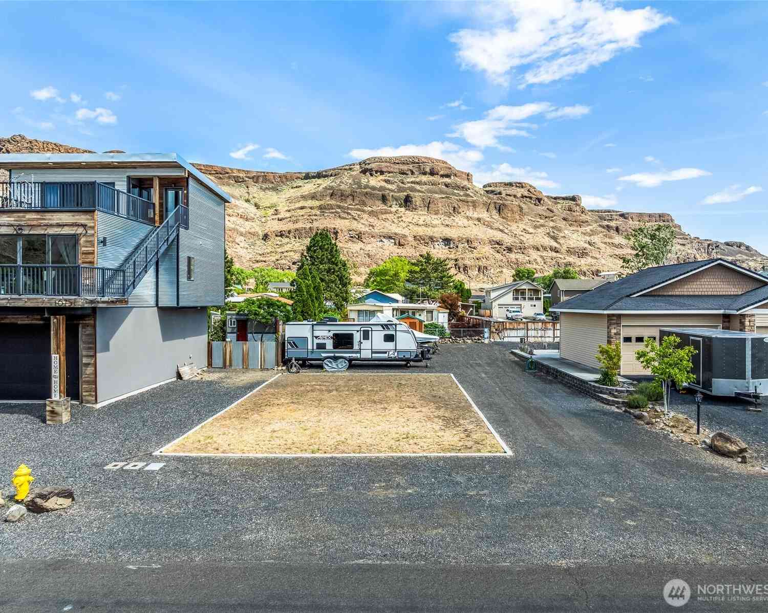 Vacant Land For Sale - 685 River Drive<br/> Quincy, WA 98848