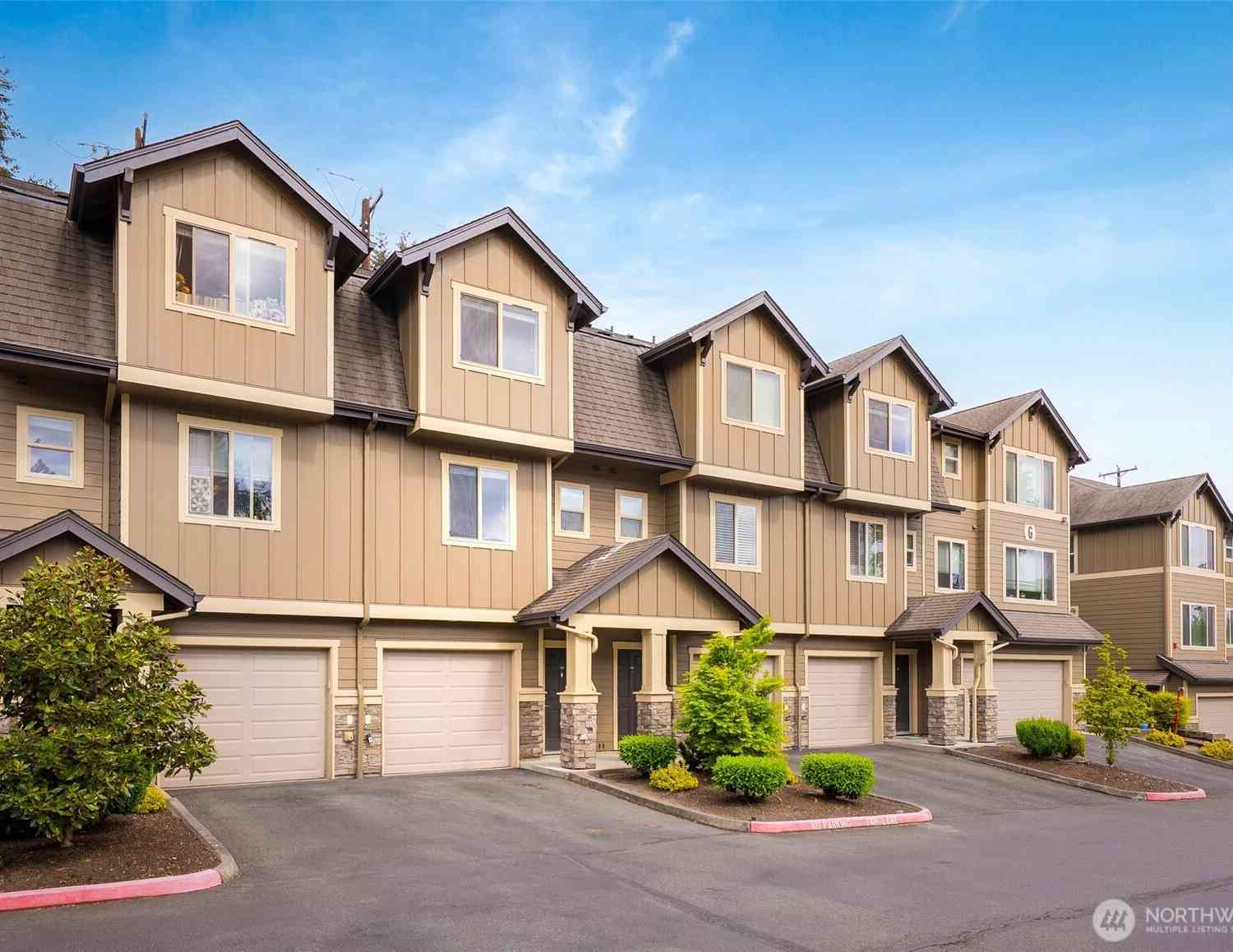 Condo For Sale - 1900 Weaver Road #G103<br/> Snohomish, WA 98290