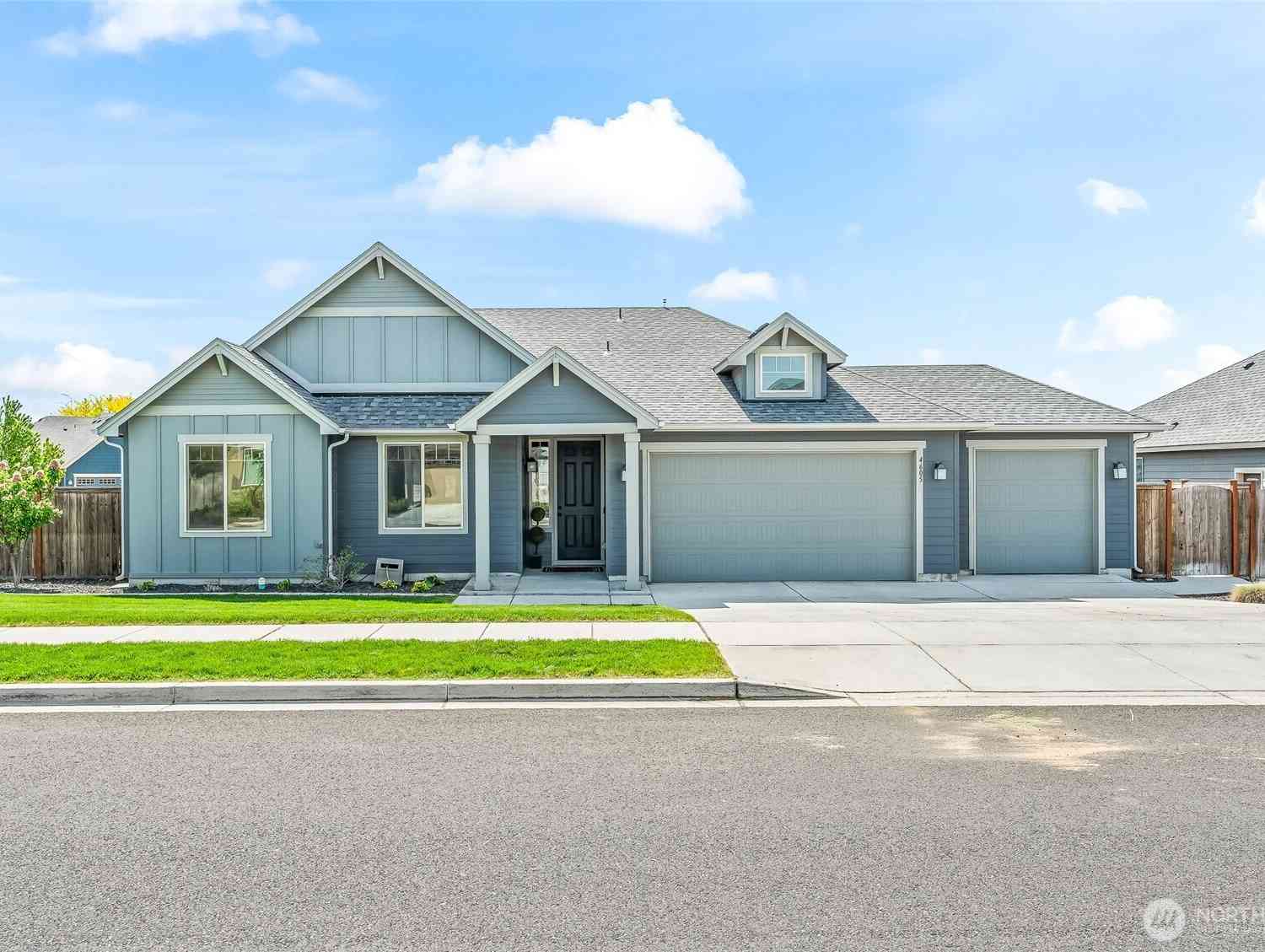 Homes For Sale - 4605 E Thrush St<br/> Grant County, Moses Lake, WA 98837