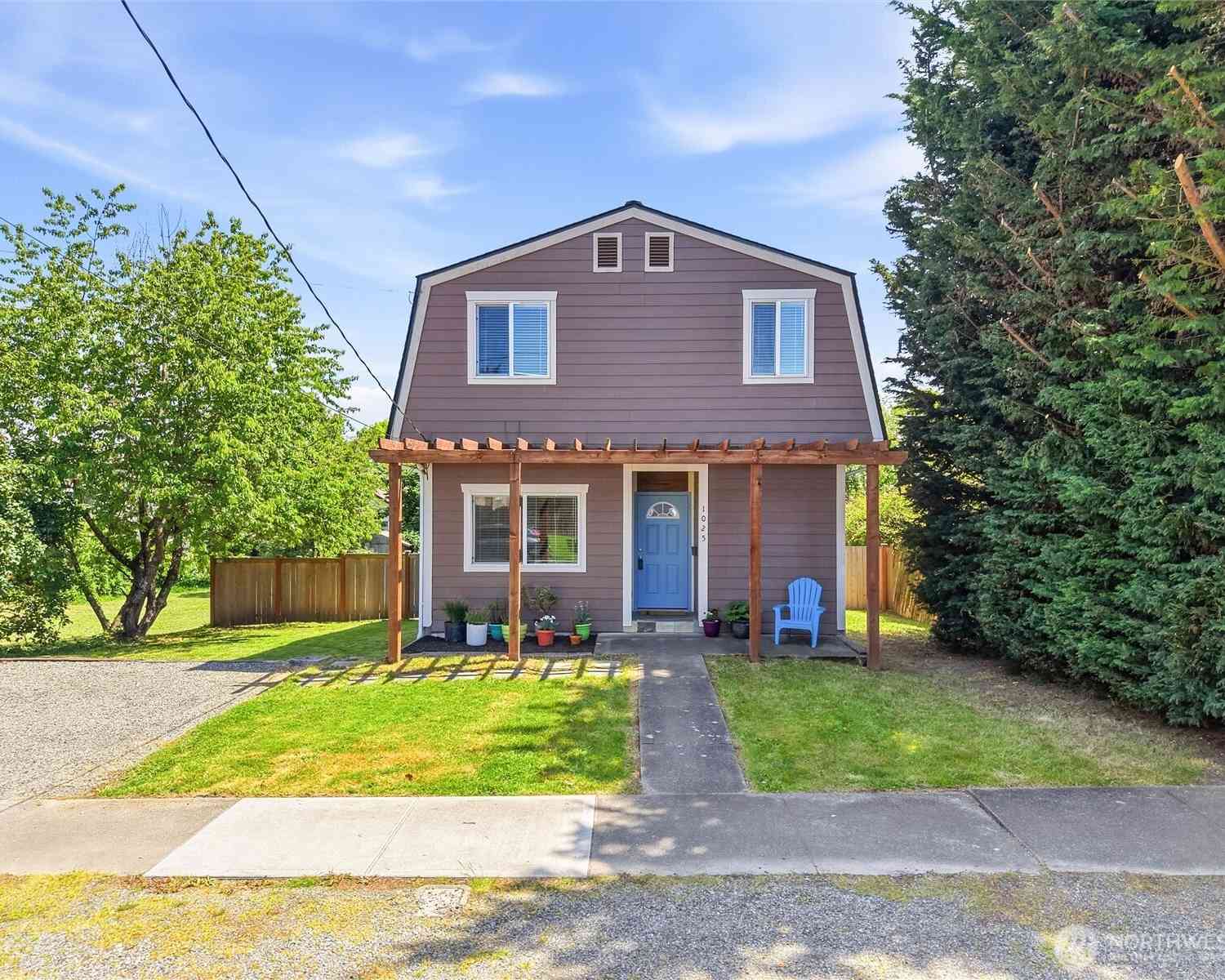 Homes For Sale - 1025 S Prospect Street<br/> Tacoma, WA 98405