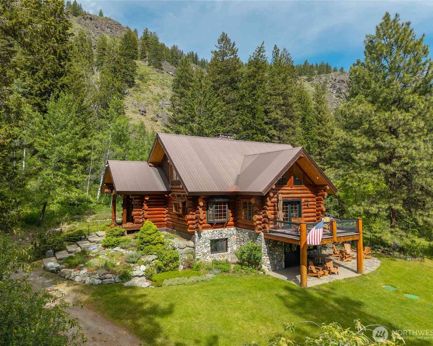 Homes For Sale - 116 Lost River Road<br/> Mazama, WA 98833