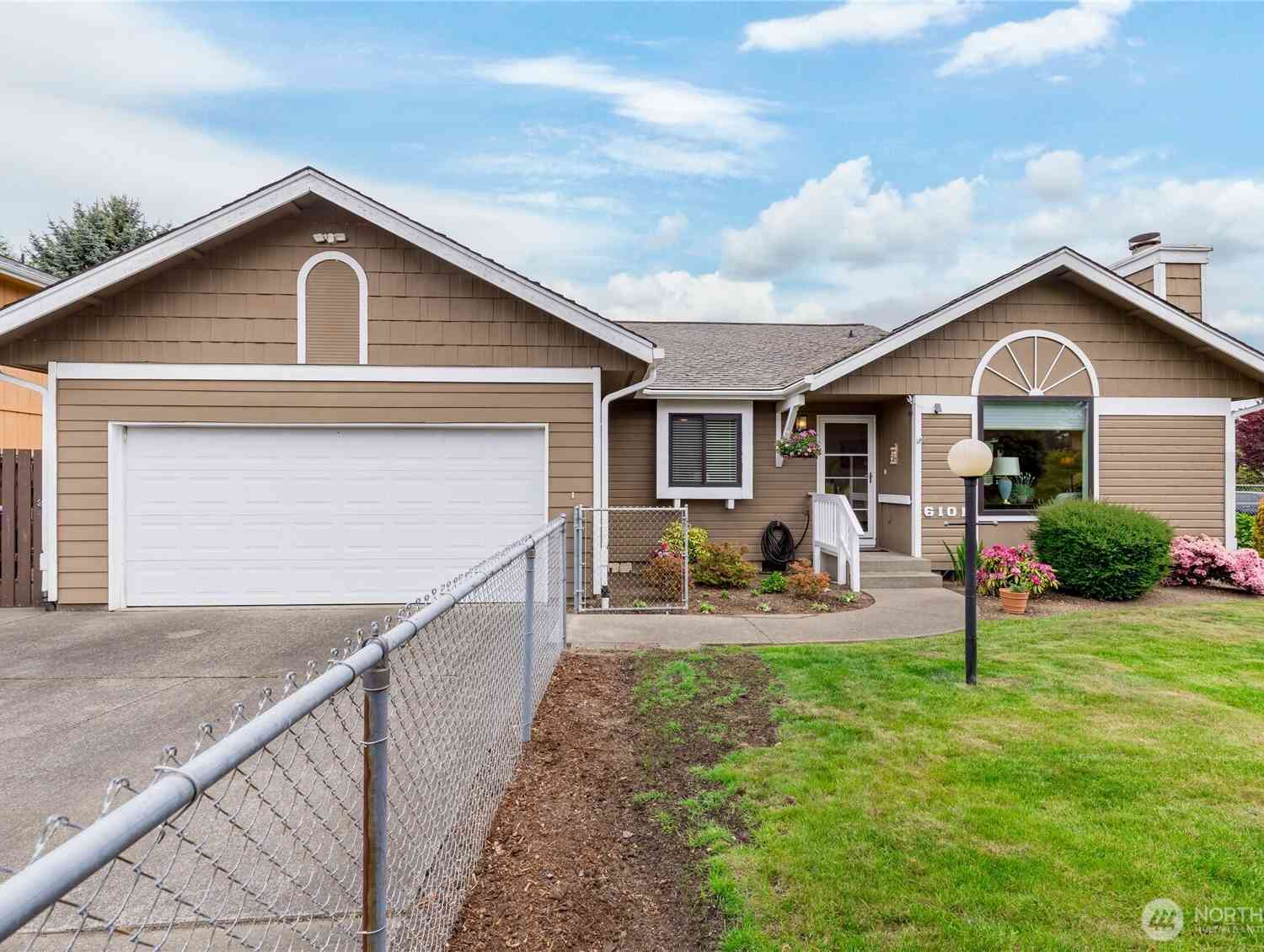 Homes For Sale - 6101 N 37th Street<br/> Tacoma, WA 98407