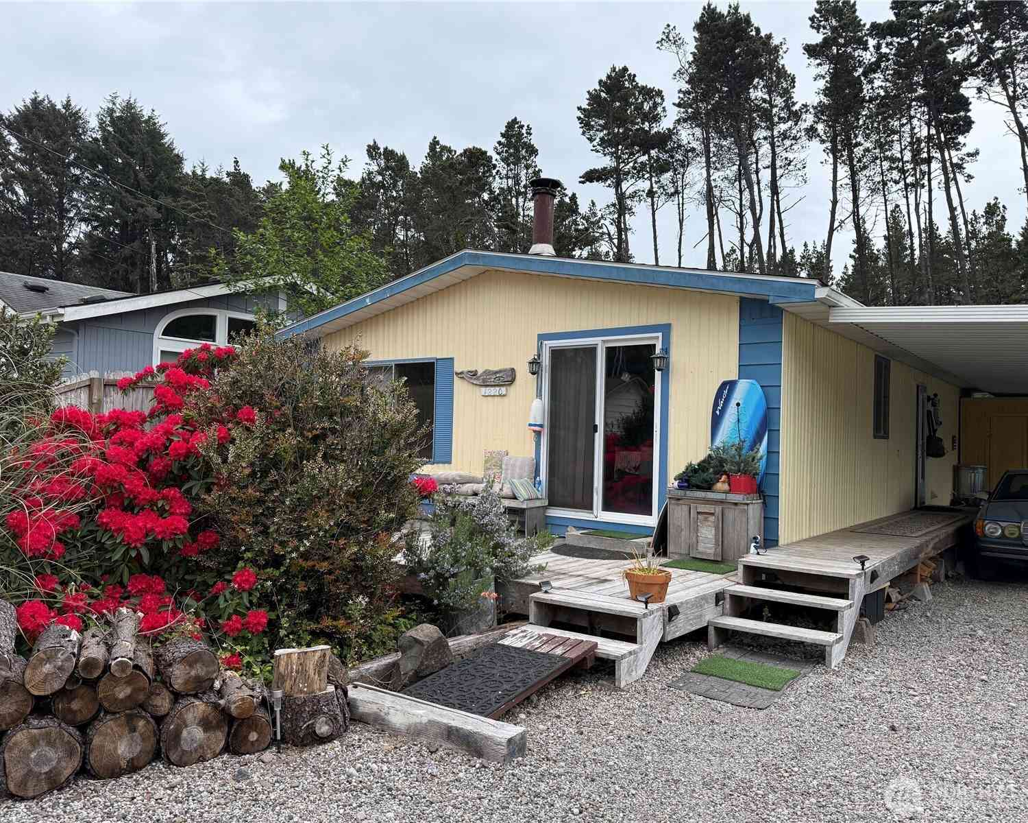 Mobile Home For Sale - 1220 232nd Lane<br/> Ocean Park, WA 98640