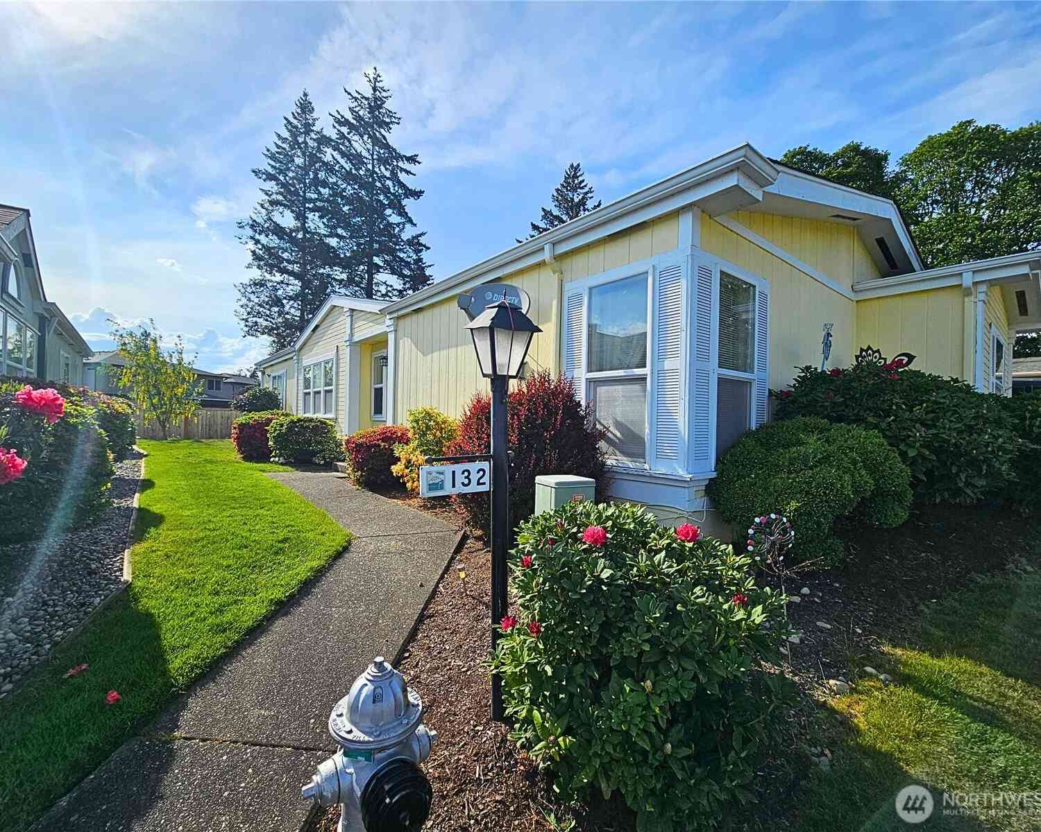 Mobile Home For Sale - 13802 18th Avenue Ct #132<br/> Tacoma, WA 98445