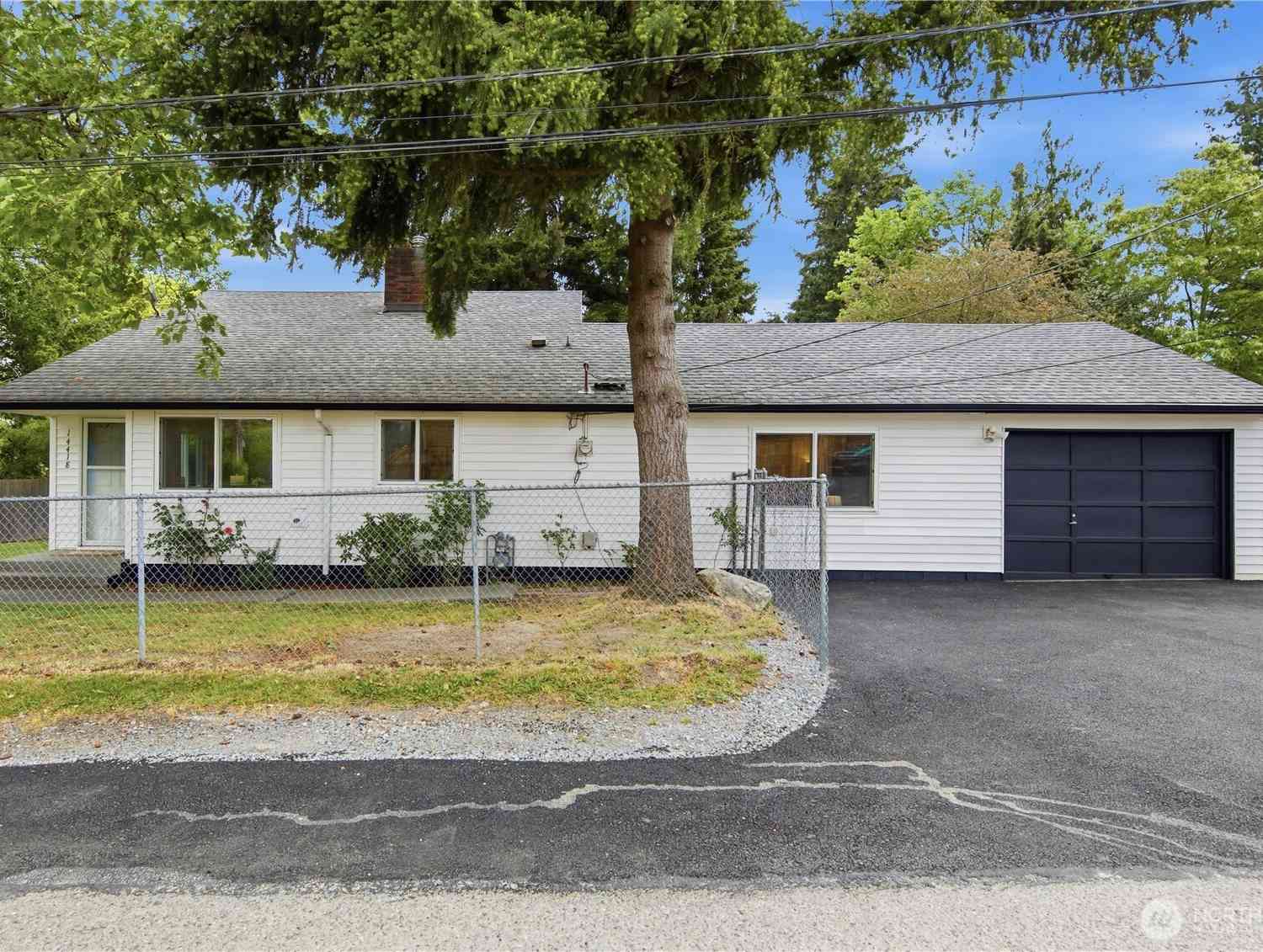 Homes For Sale - 14418 26th Court<br/> SeaTac, WA 98168