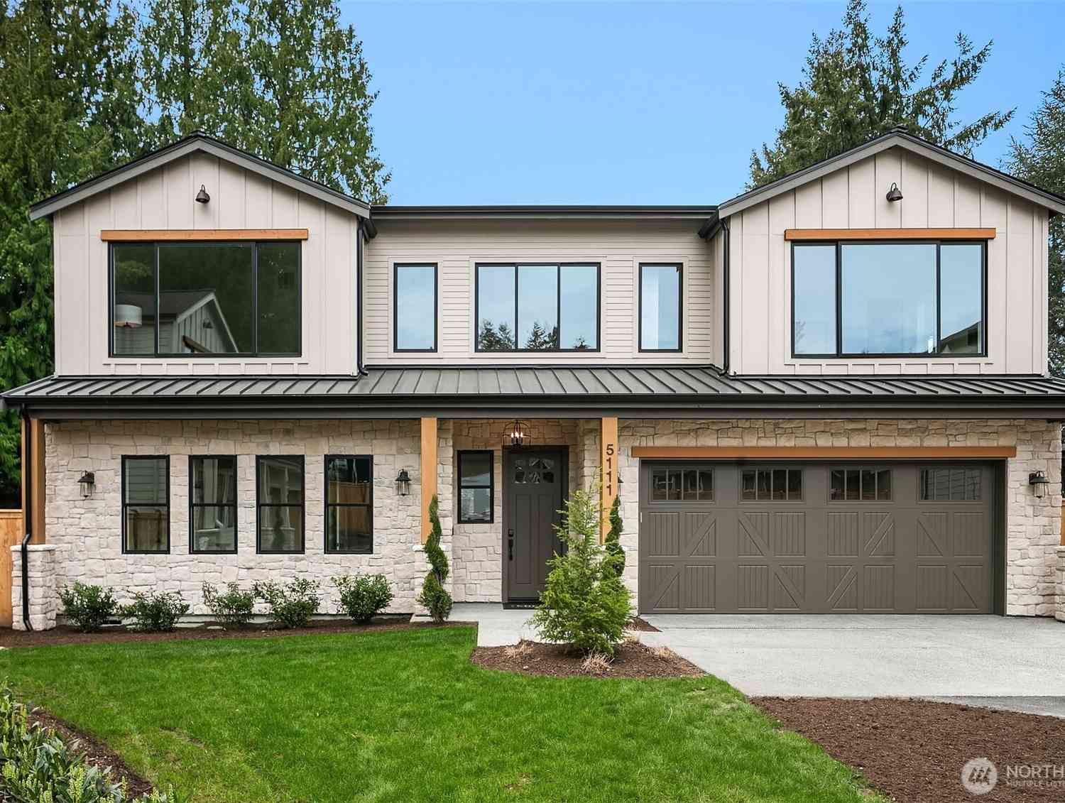 Homes For Sale - 5111 107th Lane<br/> Kirkland, WA 98033