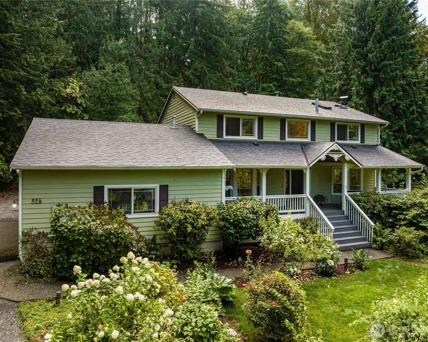 Homes For Sale - 825 204th Drive<br/> Snohomish, WA 98290