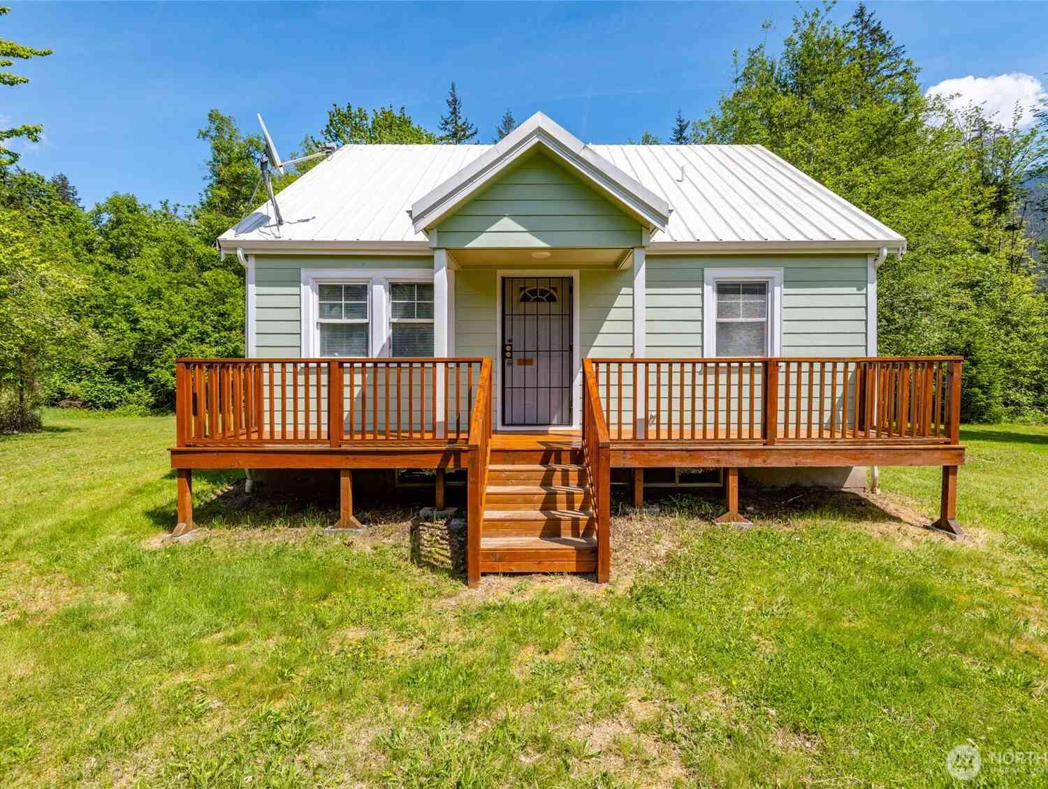 Homes For Sale - 60982 Dexter Lane<br/> Marblemount, WA 98267