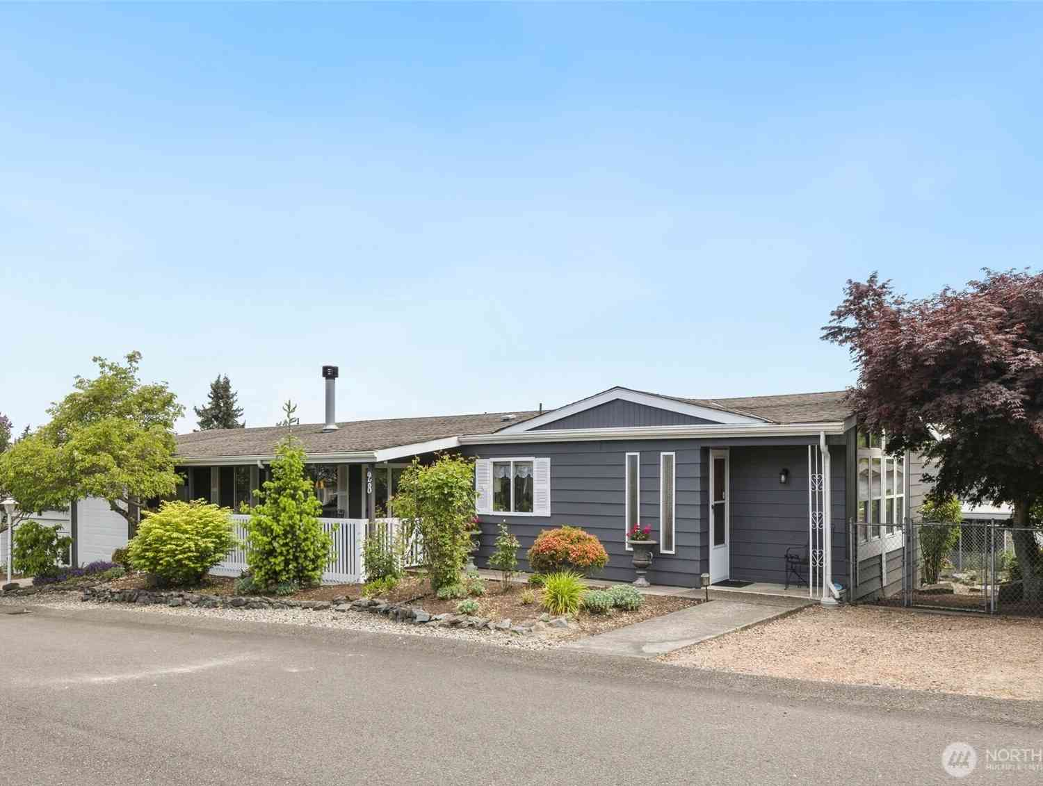 Mobile Home For Sale - 2500 Alder Street #28<br/> Milton, WA 98354