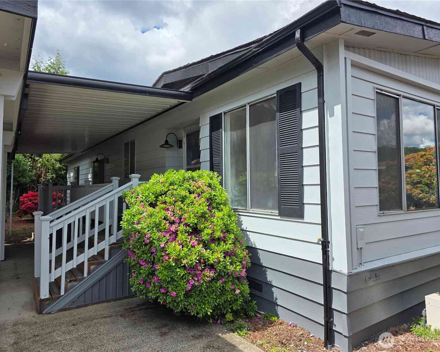 Mobile Home For Sale - 2916 35th Avenue Ct #31<br/> Tacoma, WA 98443