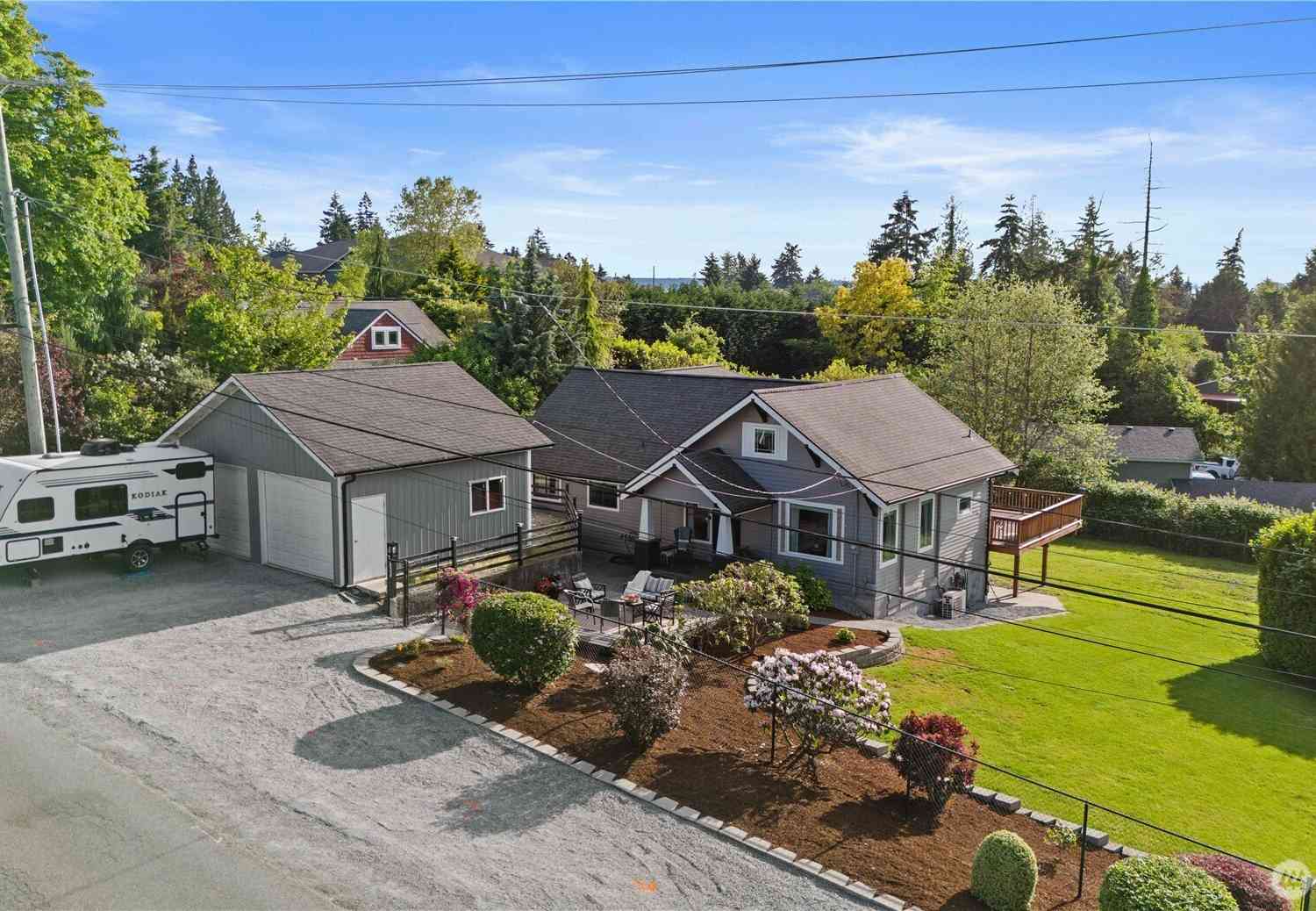 Homes For Sale - 703 19th Avenue<br/> Milton, WA 98354
