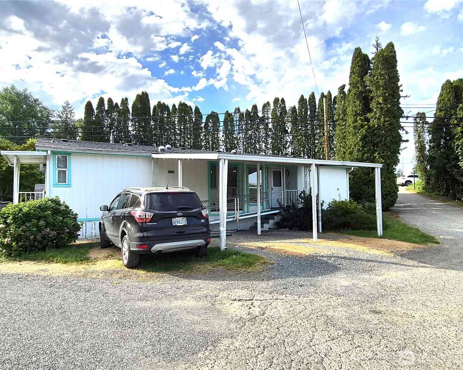 Mobile Home For Sale - 11100 92nd Street #2<br/> Snohomish, WA 98290