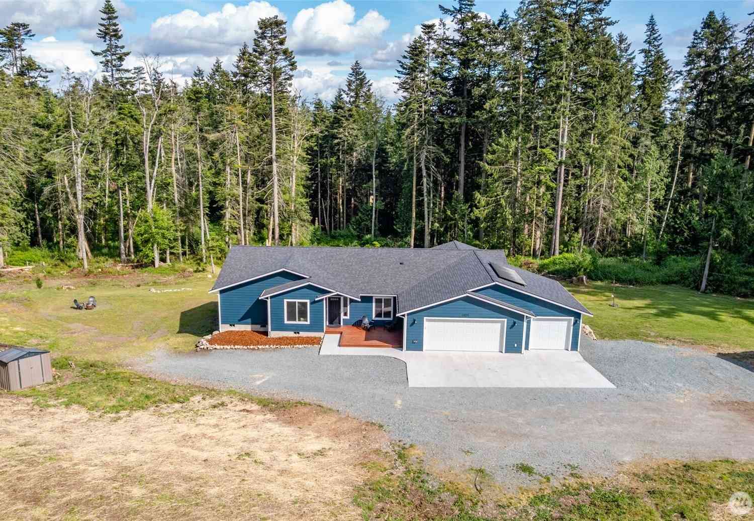 Homes For Sale - 6809 Carolina Street<br/> Anacortes, WA 98221