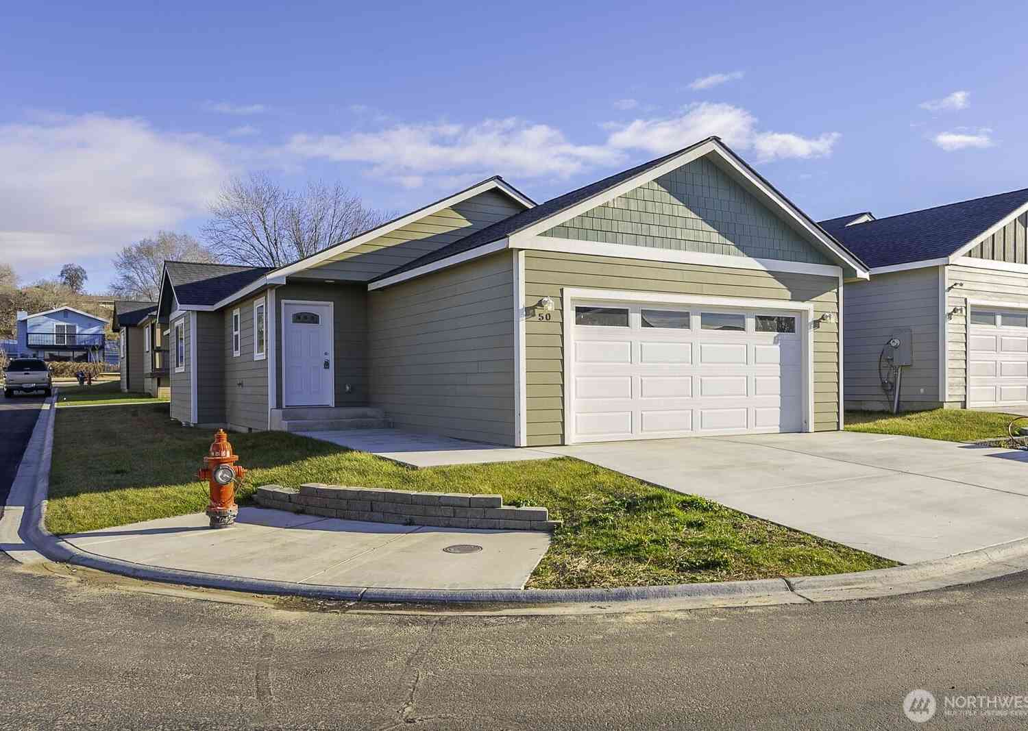 Homes For Sale - 123 E 9th Avenue #50<br/> Grant County, Moses Lake, WA 98837