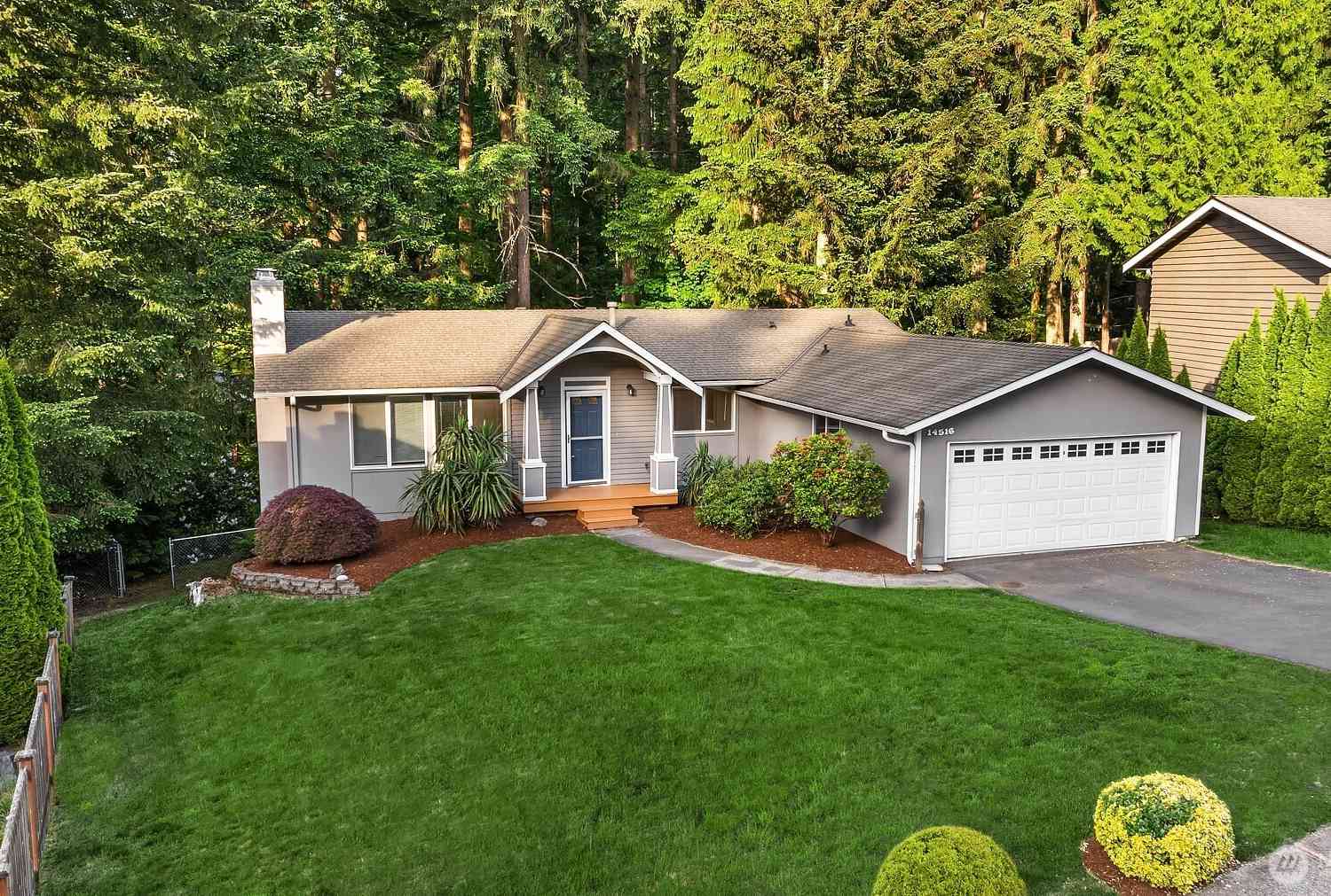 Homes For Sale - 14516 119th Avenue<br/> Kirkland, WA 98034