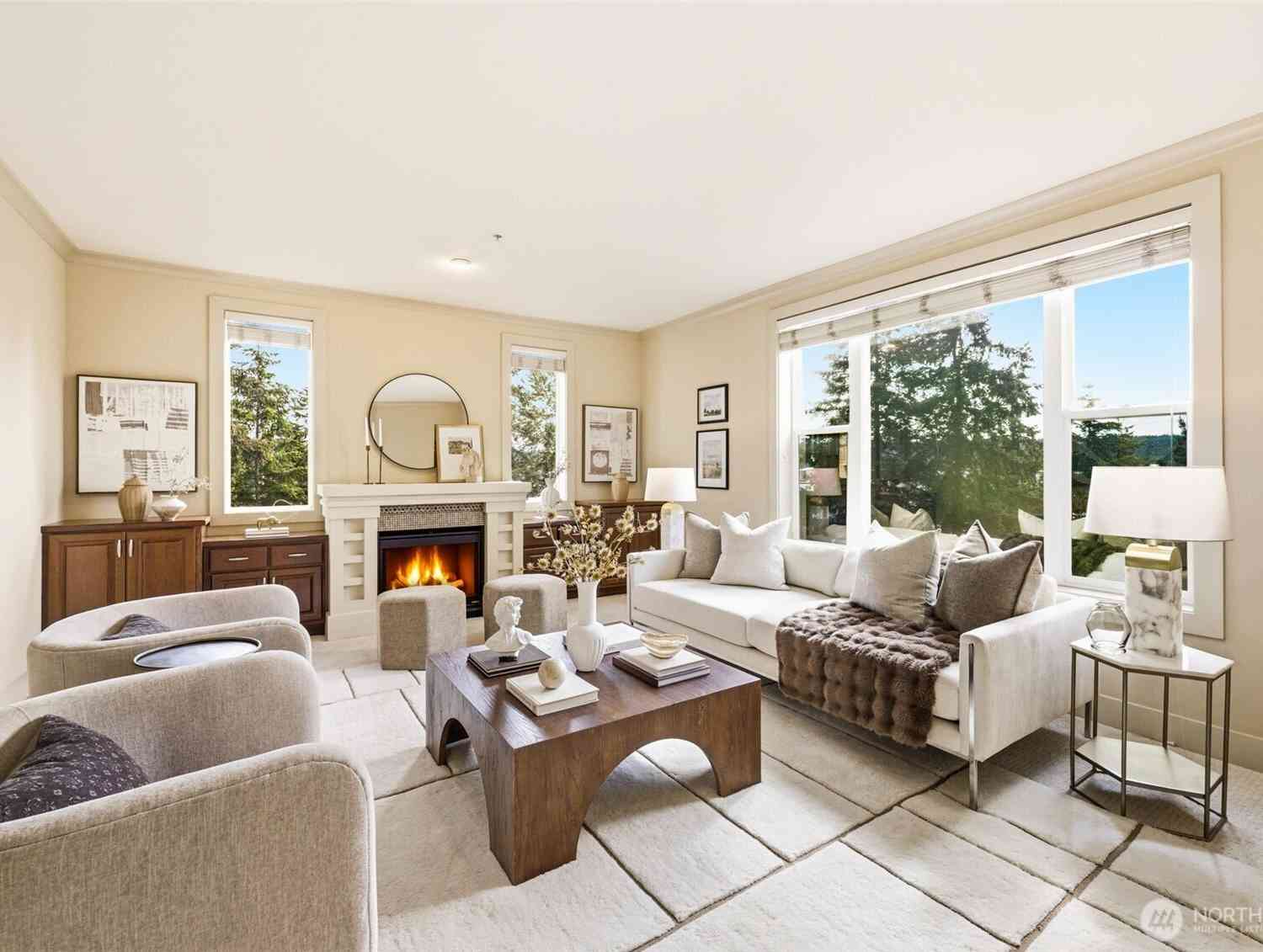 Condo For Sale - 8850 Redmond Woodinville Road #301<br/> Redmond, WA 98052