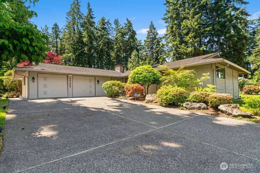Homes For Sale - 16405 SE 145th Street<br/> Renton, WA 98059