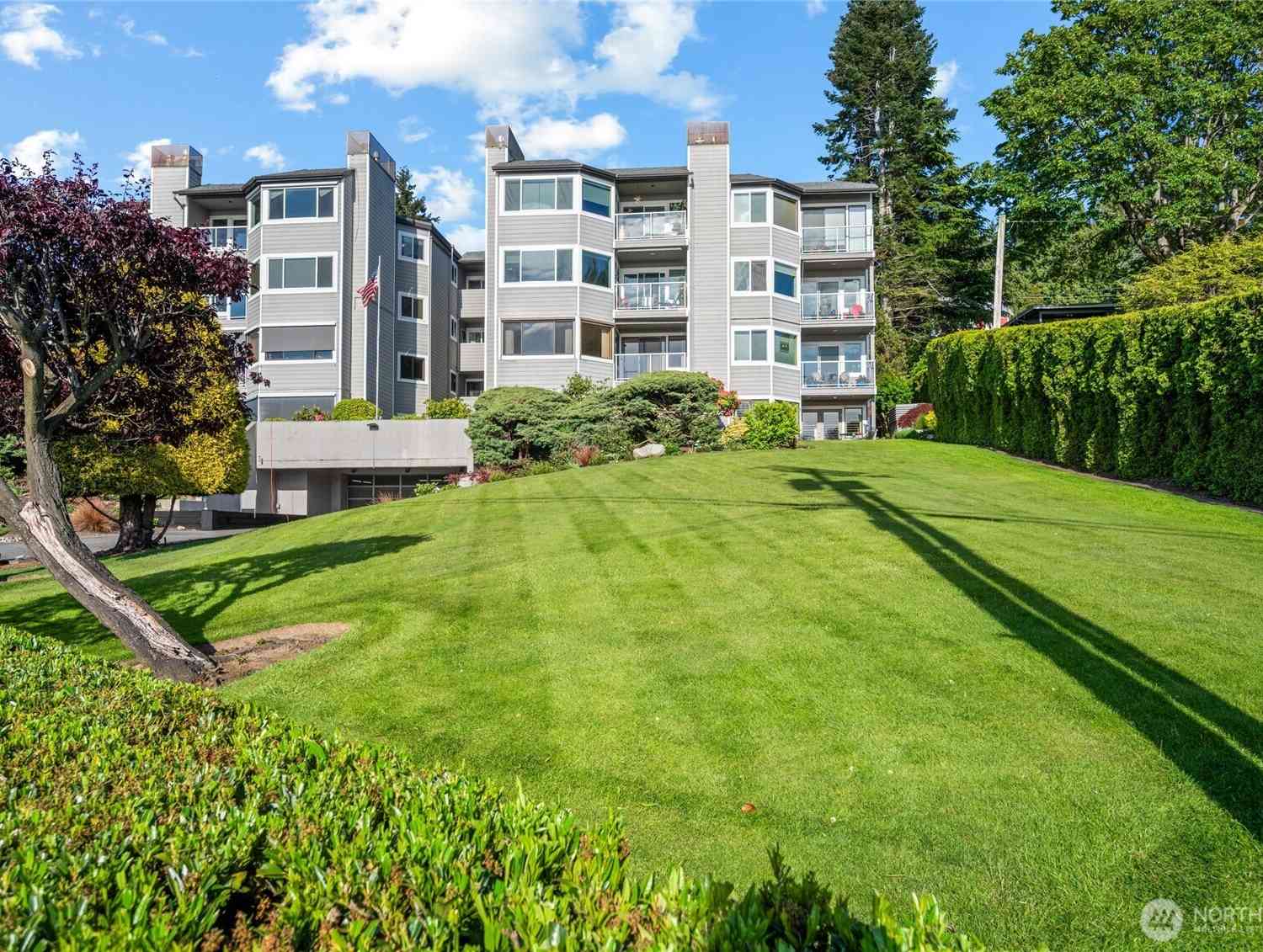 Condo For Sale - 424 14th Street #101<br/> Whatcom County, Bellingham, WA 98225