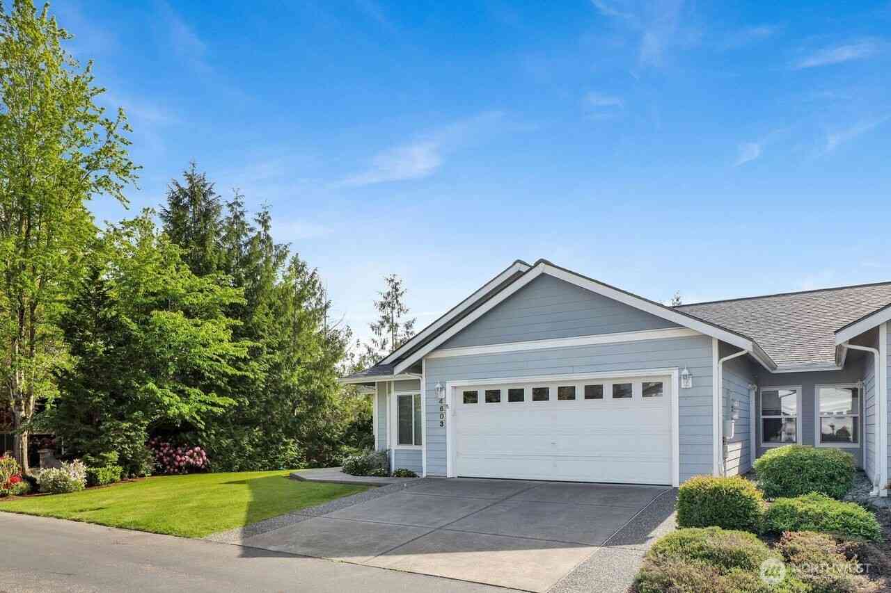 Condo For Sale - 4603 Boardwalk Drive<br/> Whatcom County, Bellingham, WA 98226
