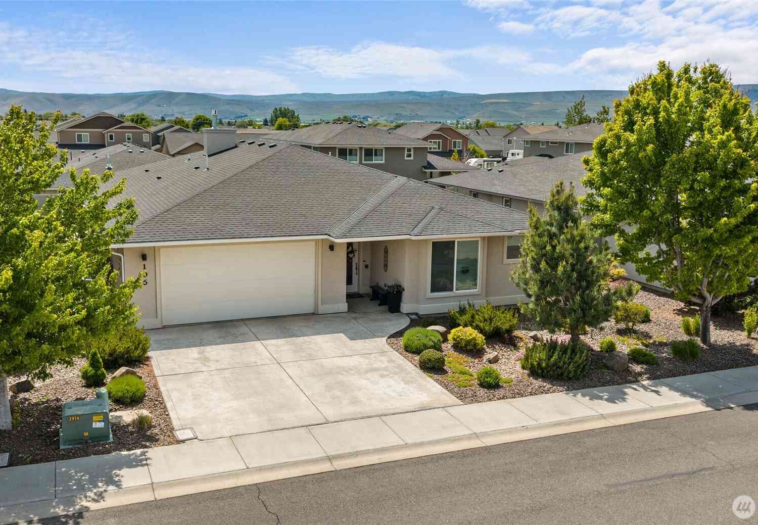 Homes For Sale - 106 E Chason<br/> Kittitas County, Ellensburg, WA 98926