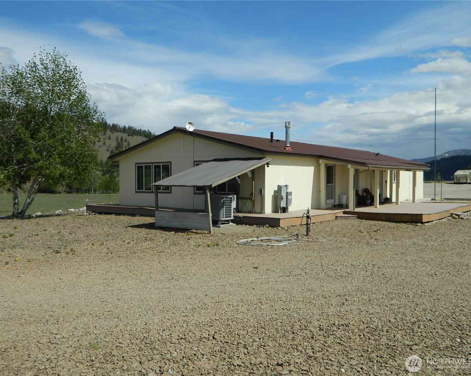 Mobile Home For Sale - 29 Duck Flats Road<br/> Tonasket, WA 98855