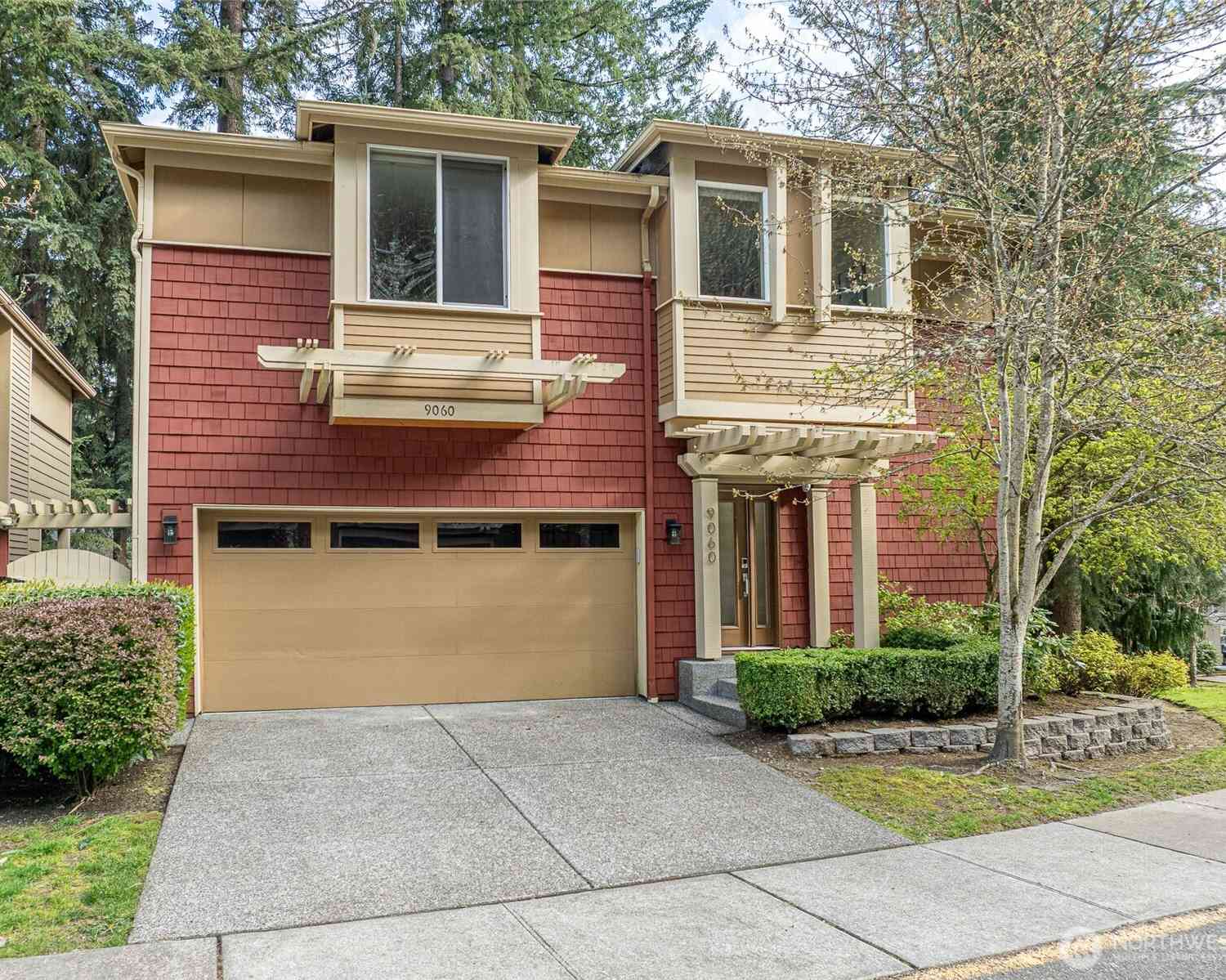 Condo For Sale - 9060 177th Place<br/> Redmond, WA 98052