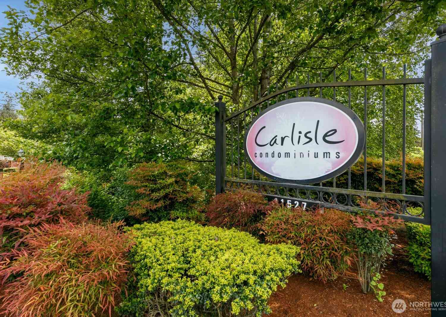 Condo For Sale - 11527 Highway 99 #E-206<br/> Everett, WA 98204