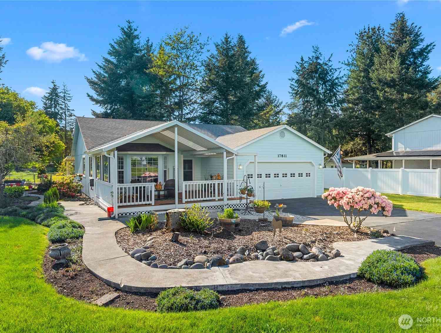 Homes For Sale - 17811 Gilbert Street<br/> Thurston County, Tenino, WA 98589