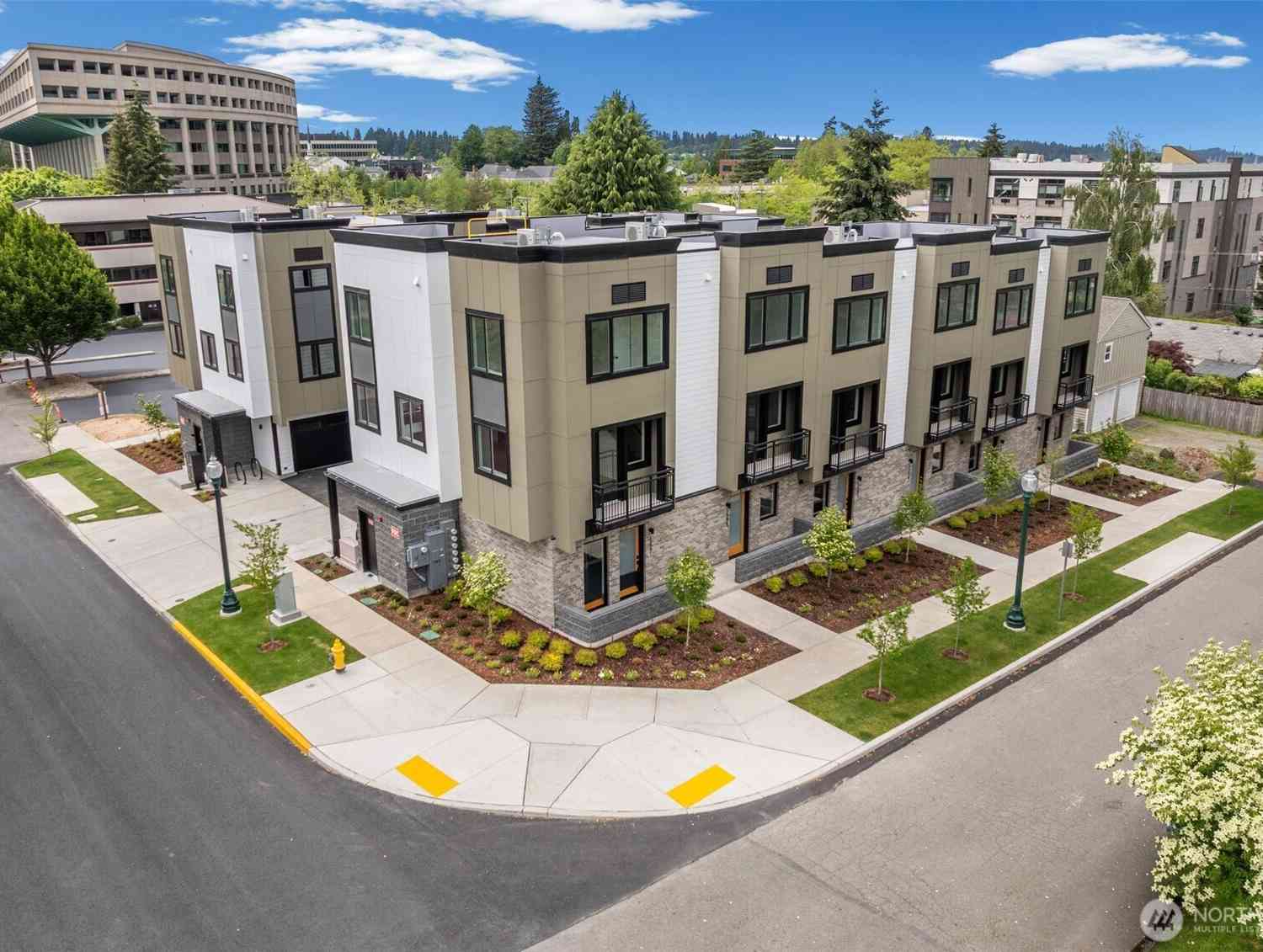 Condo For Sale - 518 13th Avenue<br/> Thurston County, Olympia, WA 98501